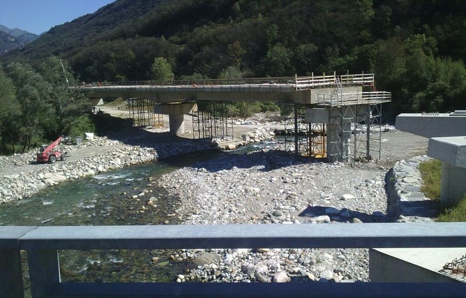 Omegna Bypass on Regional Road 229