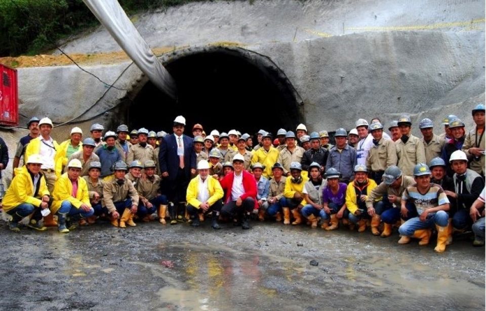 Daza Tunnel along Corridor Vial Rumichaca - Pasto Chachagui Airport