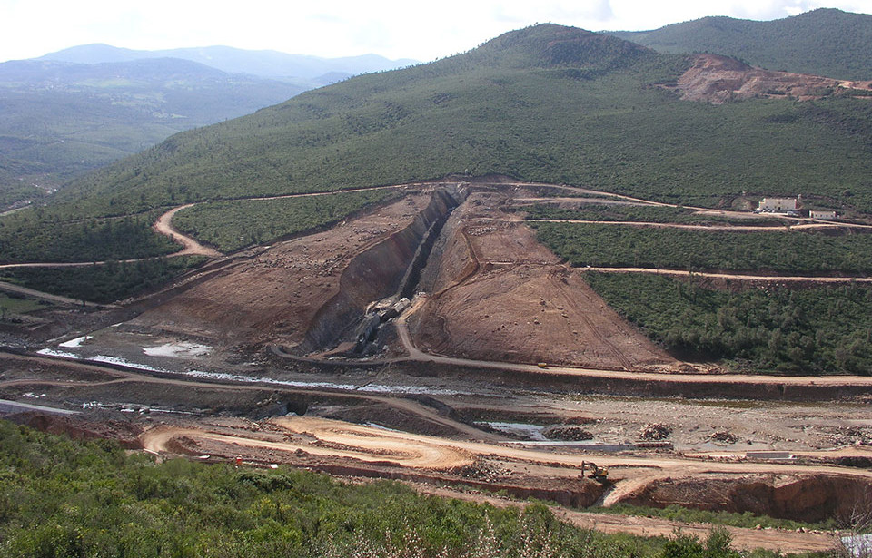 Bougous Dam - expertise on earthworks and excavation methods